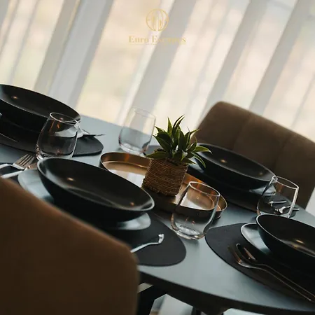Apartment Modern 1br W/sofa Bed Near Pipera Metro