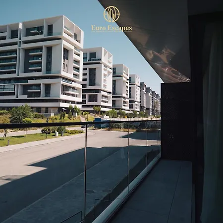 Modern 1br W/sofa Bed Near Pipera Metro Apartment Bucharest